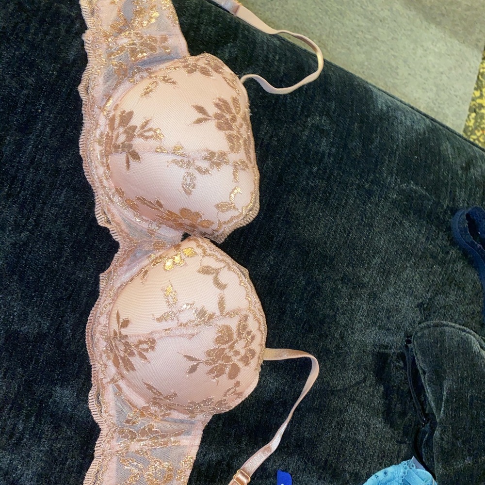 Victoria secret lace bra size 34c